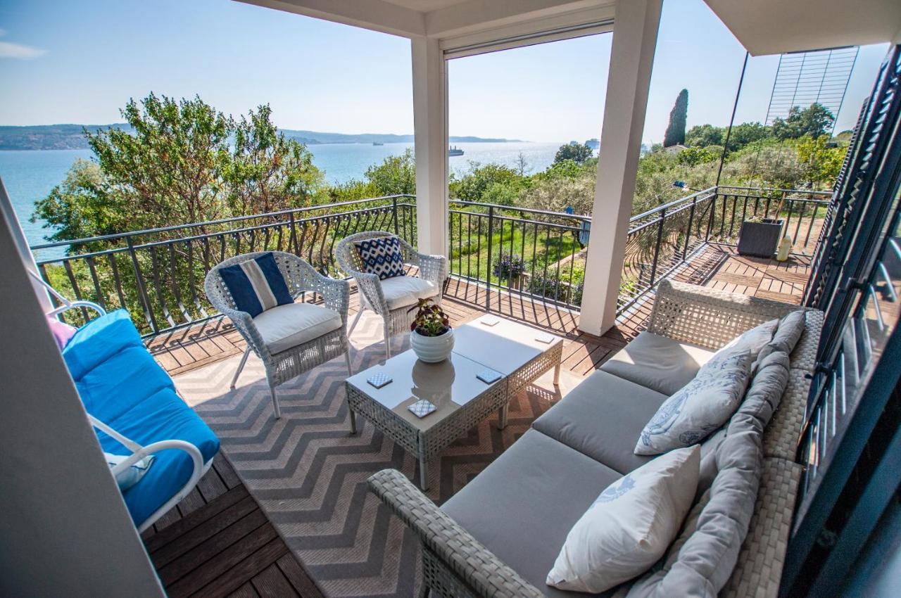 Sea View Apartments Debeli Rtic Ankaran Exterior foto
